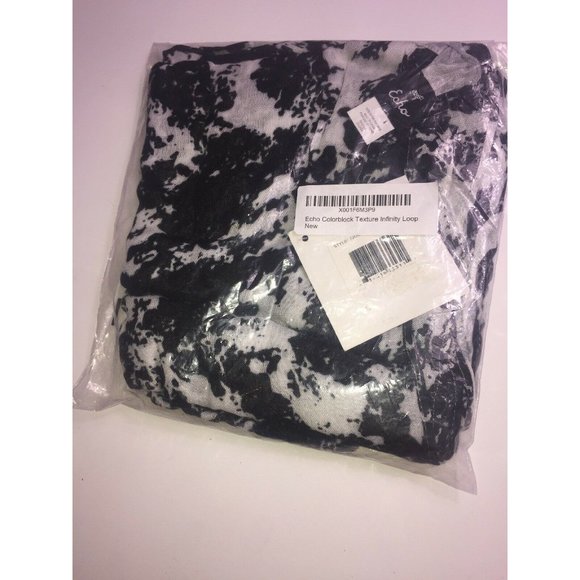 Echo Texture Infinity Loop Scarf, Retail $38.00 - Picture 5 of 6